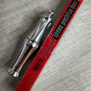 Benefit They’re Real! Xtreme Precision Liquid Eyeliner – NEW & Bonus Brow Setter
